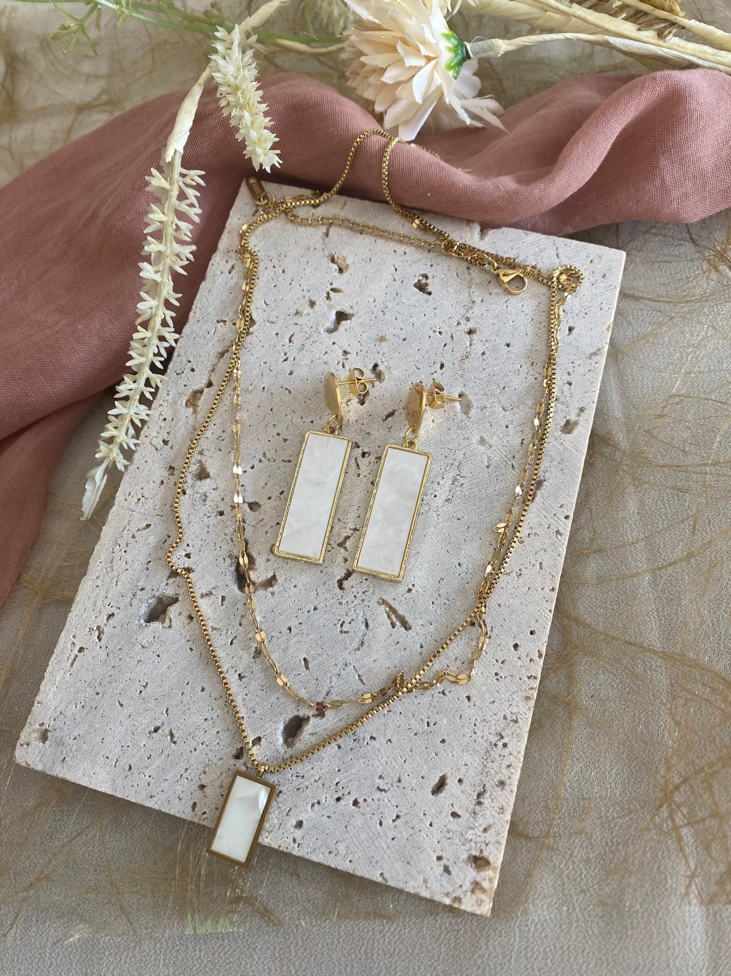 Opaline set
